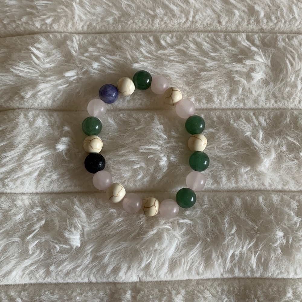 mixed property healing bracelet